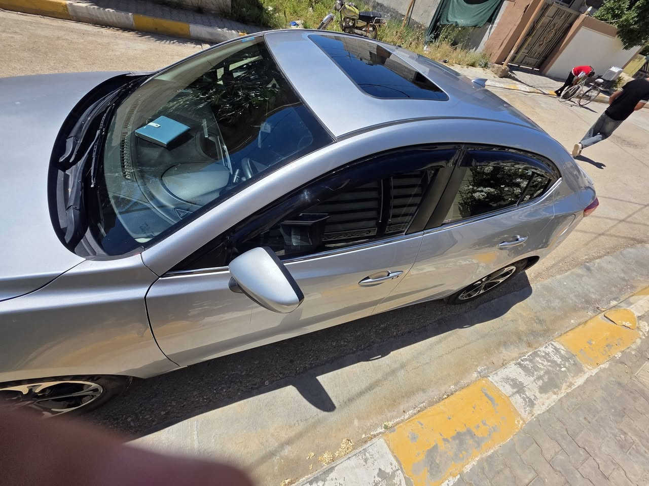 فول الفول
موديل ٢٠١٨
للبيع او مراوس 

مكينة ٢٥٠٠ تنفس طبيعي AWD 
فول مواصفات بريميوم 
شاشة (نظام كاربلاي) 
شفتات ستيرن
كاميرا 
مري قلاب مع البگ 
عداد دجيتال 
بصمات ابواب 
بصمة تشغيل 
اوتو هولد 
ماسحات اوتو 
لايت اوتو 
لايت ليد بلادي 
لايت زينون 
كشنات جلد 
كشنات تدفئة 
كشن كهرباء 
كشن خزن ميموري 
رادار جانبي 
سماعات بوس (دمام) 
خروج عن المسار 
مستشعر اشارات مرورية 
هاندبريك بصمة 
مانع تصادم 
حساسات جانبية (عند اقتراب سيارة) 
فتحة سقف 
رقم نكليزي  بغداد 
هزه جديده 
مكانها ديالى 
السعر اتصل وتدلل
***********
