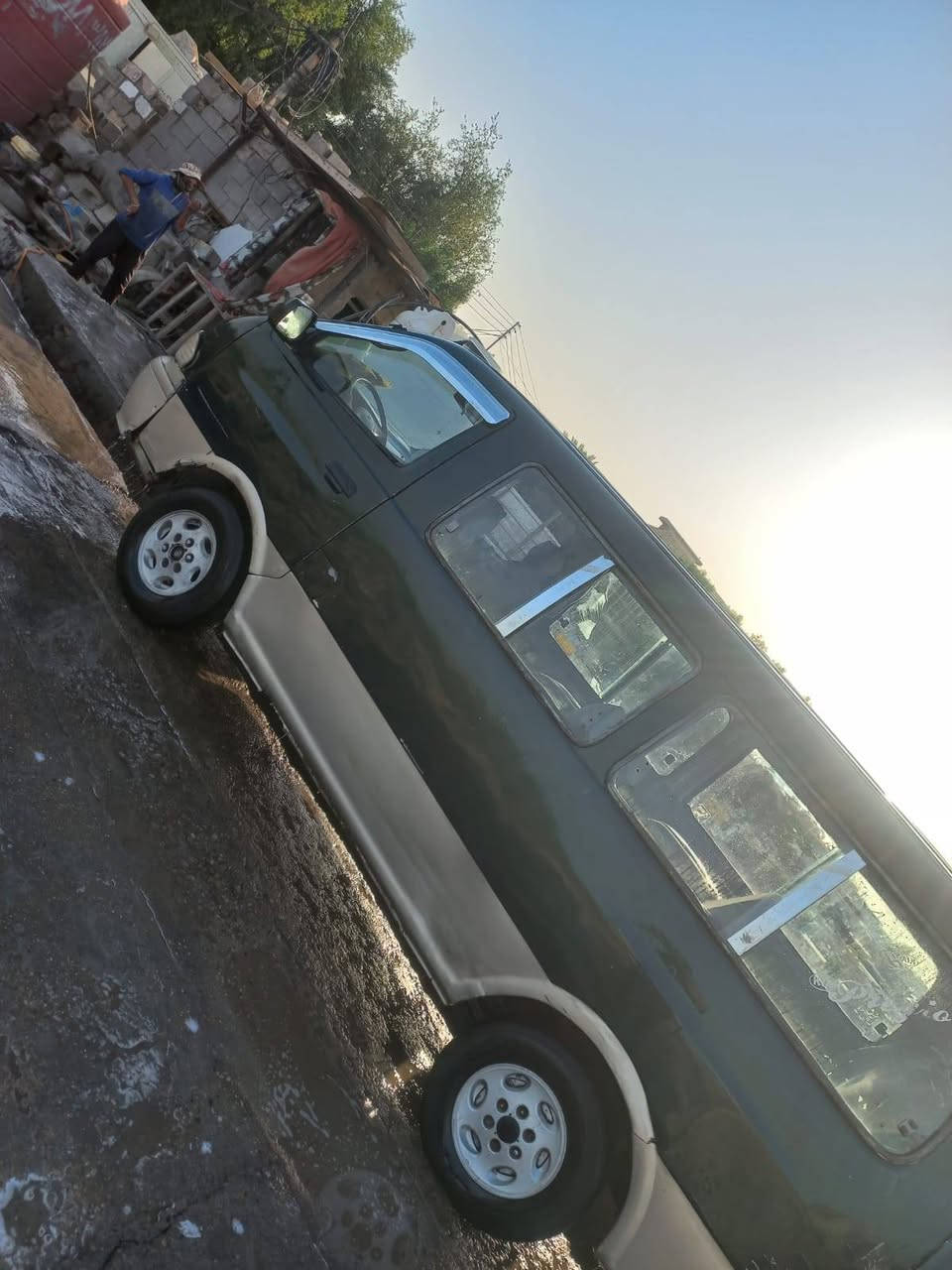 كيا بريجو
موديل ٩٧
رقم بغداد 
بيها تبخير 
سنويه بسمي
مكاني بغداد سعر ٤٧ بيه مجال
رقم***********
