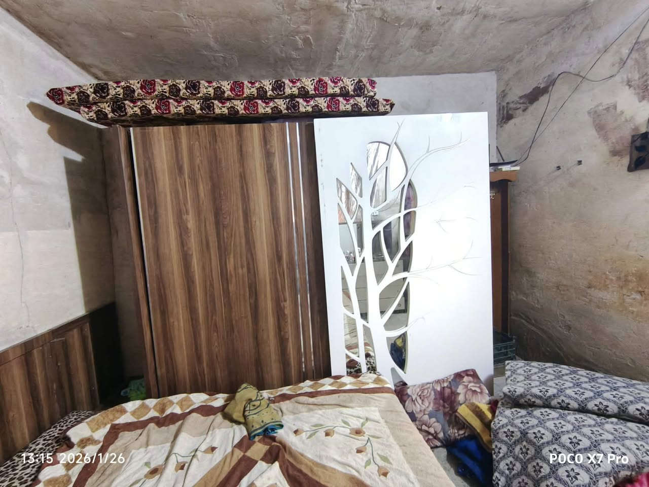 غرفه تركيه للبيع السعر 250 وبيها مجال العنوان الشهداء للاستفسار على الرقم ***********
