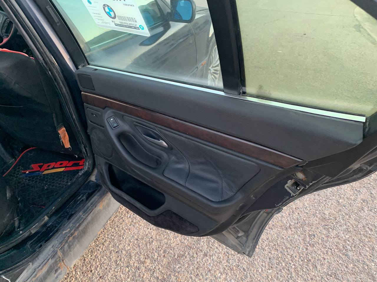 BMW E38
موديل 1997 محرك 4.4 V8 
كير تبترونك ٣ وضعيات قياده كلها شغاله
كلها تعرف مواصفاتها الكاسحها الجنايه يعرفوها 
لايت متحرك داينمك
زارع عدسات 500$ اتحدى كاسحه بيها هيج لايت رهن عليها
بطاين كلها جديده حاويه بعدهن مثل ماموضح بالصوره كلهن بكلبساتهن شركه 
سماعات كلها جديده 
دوشمتهاةجديده 
كشنات ميكانيك كلها شغاله ومكيرزه جديد ونضيف لان مسوي ادامه عليها 
جنطه شفط شغاله 
مابيها لا زلغ ولا چطلات ولا هاي الامور التعبانه كلها بلاد يم المكينه 
تخم ويل كامل يخبل تايرات نص عمر 
بكلايت كله شغال 
صدر ٨٠ بالميه نضيف 
سيتره صرفت عليها الله شاهد هواي كلش 
مروحه جديده واتر بم جديد رولات جديده دبة راديتر جديده 
مي اخضر زيتي اصلي حماوه ثابته شته صيف 
تبريد ثلج الله يشهد شرط بالطريق تطفي من البروده  مانقصها شي كل الاناره داخليه شغاله بيبان وسقف ونفاضات جاهزه من كلشي سنويه بسمي رقم انكليزي  شرط التحويل 
السعر 65 ورقه
للاستفسار واتساب ***********
للاتصال ***********
