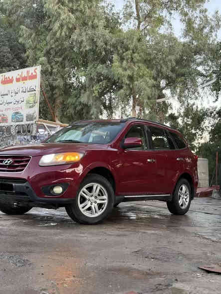 السلام عليكم من رخصة مدير الكروب المحترم***********  
سنتافي موديل 2011 مكينه 2400 دوش 7 راكب شاشه كبيره حساسات خلفيه كأمره خلفيه كشنات جلد فورويل تحكمات ستيرن كير مكينه تخم تاير صدر كفاله رقم بغداد بسمي 

سياره مصبوغه عام اثر تجيه بدون دواخل لغد شاصي مكفول قبل سبوع طلعت من الفرن سعر ١٠٨ وبيها مجال مكاني بغداد شراي يتصل ما متواجد علفيس
