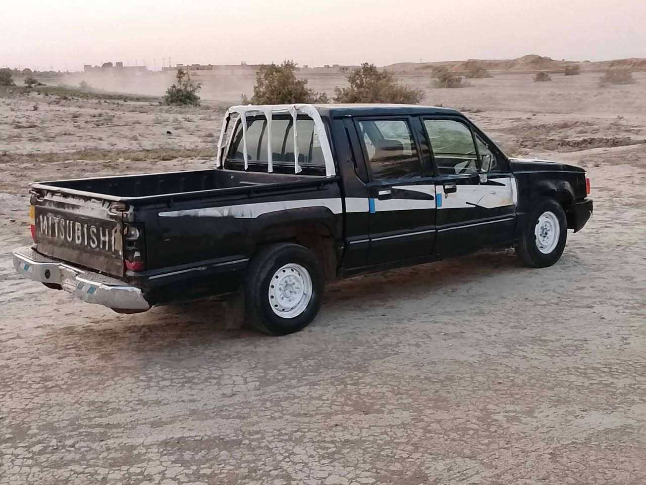 سلام عليكم مستبوشي مديل 95 رقم مثنى مشروع وطني شرط تحويل كير محرك ثري واي تيوته مكفولات لشرط سياره نضيفه مال جناي بلاديه جاهزه ترايك وين ماتريد  سعر 23وبيه مجال *********** مكان سماوه الخضر
