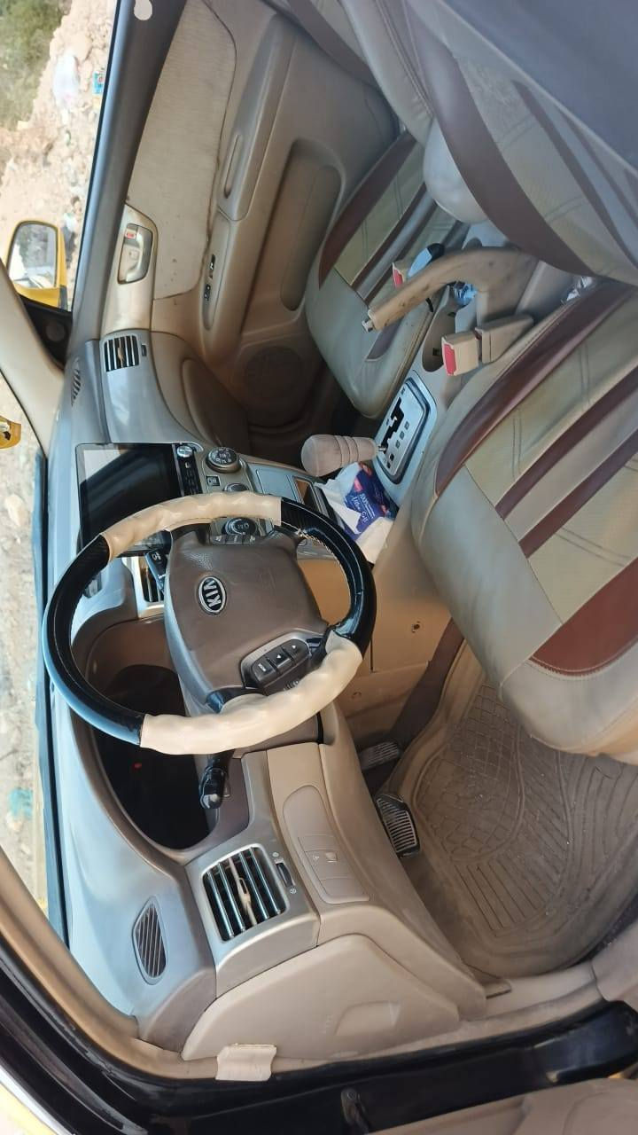 سلام عليكم كيا لولتيمه 2008 امريكي الضربه الحوض السبير وتبديل جاملغ المامي بل عراق مكينه 2400 
الرقم نكليزي بغداد بسمي مداور ثاني يوم 
رقم صاحب السياره ***********
مكلف بل نشر
