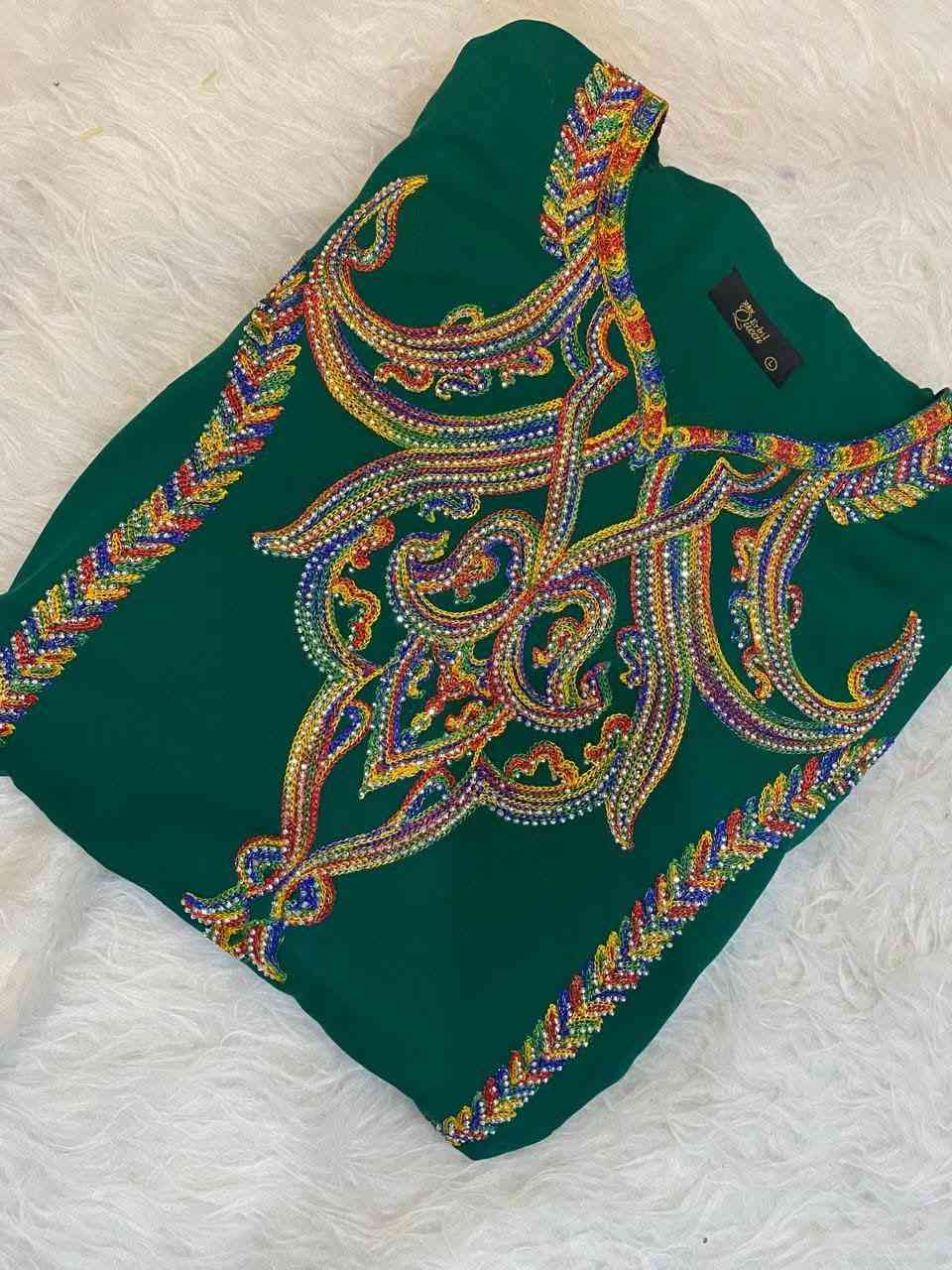 تكرار الموديل 💜
كلابيه خامه كشمير درجه اولى 💯
القياس L xl 2xl 
السعر 14

للحجز أرسال الموديل والقياس واللون والوزن 
الأسعار  ثابته رجاءاً

💥توصيل داخل الكوت👈  2.000 
💥اقضيه ونواحي الكوت👈  3.000 
💥 بغداد👈  5
💥محافظات👈6
________
تأكدي من الطلب بحضور المندوب فقط 🙅‍♀️القياس واللون 
اذا مو نفسه يرجع بيد المندوب غير مسؤولين عند مغادرة المندوب🏍
 تابعو الانستا:👉 emerald20202023


**إذا كنت صاحب هذا الإعلان وتريد حذفه لأي سبب، رجاءا أرسل رسالة إلى الدعم الفني**
