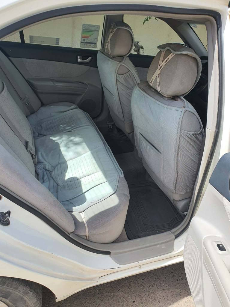 السلام عليكم
سوناتا 2007 رقم دهوك صاحبها الشرعي موجود شرط التحويل السياره فول مواصفات بيها ثلاث قطع صبغ بدون اي دواخل محرك 2400 دوش السياره نضيفه جدا  مكانها موصل حي الطيران 

# السعر 100 و بيها مجال جدا قليل 

التواصل على الرقم غير متواجد ع فيس 

*********** موصل, نينوى
