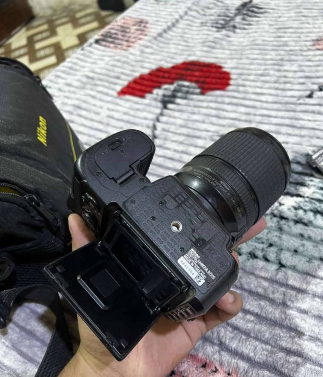 كاميرا نيكون 7500 حاله جيده نضيفه زلق مابيها تصوير فول 4K باقي التفاصيل 👇🏻👇🏻

كاميرا نيكون 7500 حاله جيده نضيفه مداخله تصليح مكفوله من كلشي تجي اجربه كدامك معا الاضافات الي معاها بطاريتين وشاحن ورامين واحد 16ك والثاني 128ك جنطه كامله الكتف الكاميرا وشاشة لمس —— والسعر للشراي بي مجال التواصل عبر الواتساب او الاتصال على الرقم ***********
