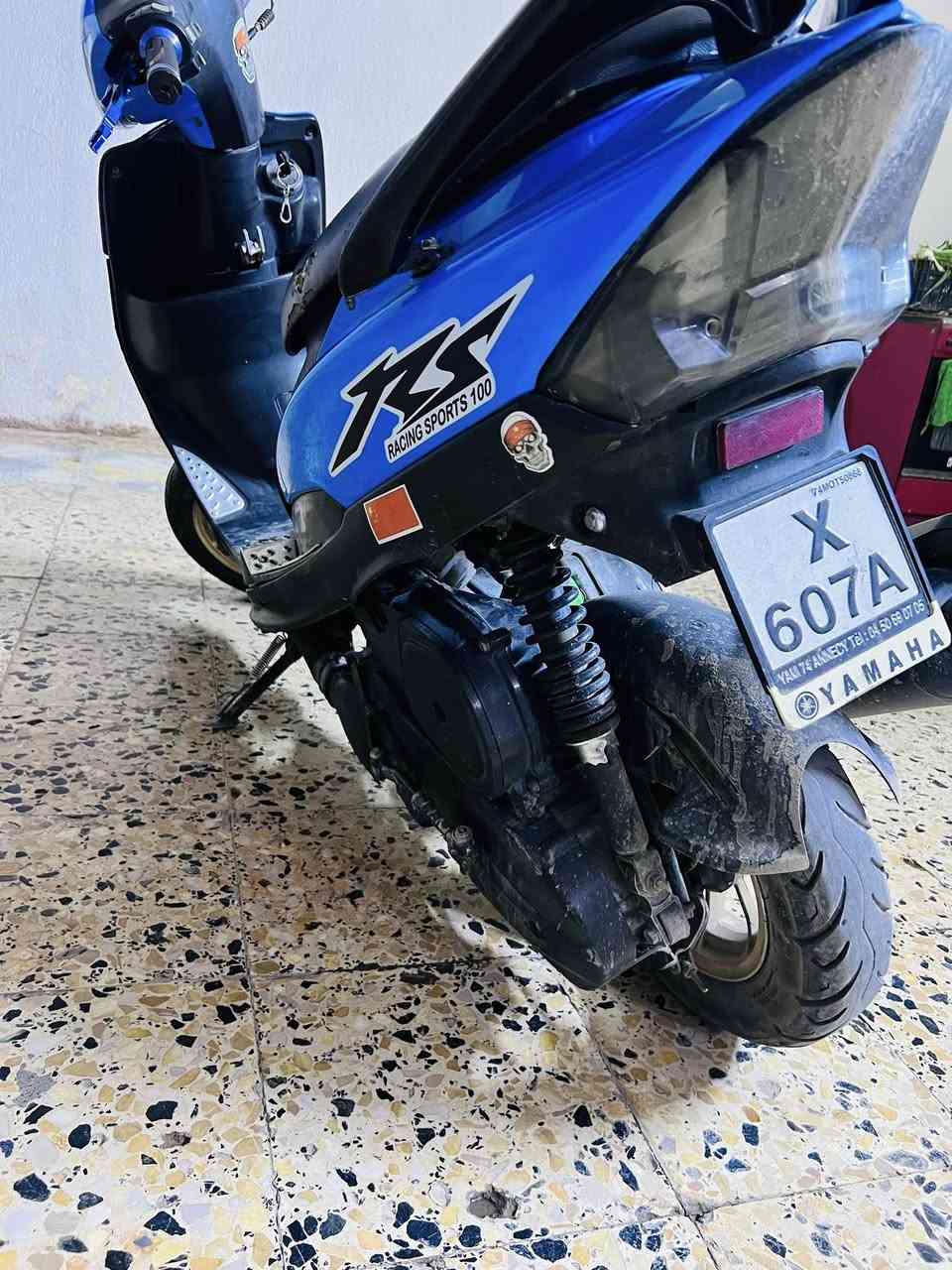 السلام عليكم
للبيع ماكس موديل 2008

شغال كامل مابي نقص

ويا كفراته اصليه سود

السعر مليون وبي مجال 

 ***********
