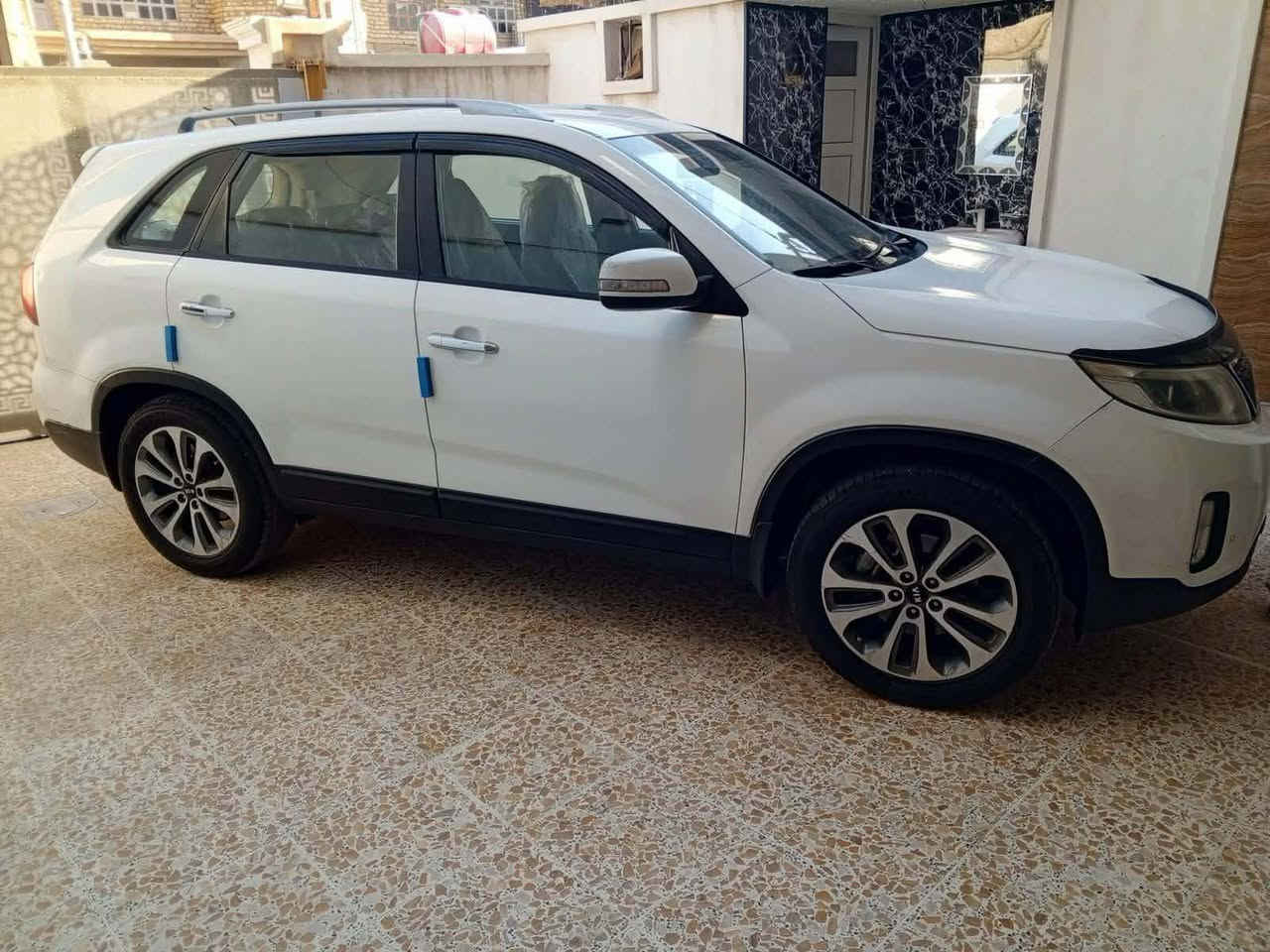 السلام عليكم ...
سورينتو خليجي موديل ٢٠١٤ محرك ٢٤٠٠ بأسمي مكفولة من الضرر صدر جديد تايرات جديدة سيارة نظيفة بفضل الله سبحانه وتعالى السعر ١٦٥  وبيها مجال مكاني الفلوجة حي نزال الاتصال بالرقم ***********
