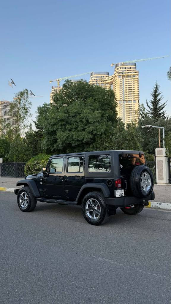Jeep wrangler V6  4X4

مواصفات (sahara) فوول 
٦ پستن       دةبل ئةكسل
موديل ٢٠١١   
تةنها يةك دةرگاي بوياغة    
بى زوري بئ ارباك

زور خاوين مايتةوة  هيچ مةسرةفي تيدا نيية 

(گير  مةكينة  تةبريد  ئةكسل ة دةبلي ) بةشةرت  
تحويل و غرامة بةشةرت  
سعري $١٤٧ و مجال  
هةولير     *********** أربيل, العراق
