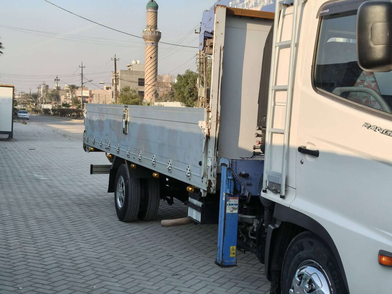 سلام عليكم من رخصت الادمن
هين كرين للبيع 
مكينه 80 فول عادي بلادي 
طول 6 وربع بلادي 
كرين كاركو 4 سلايت مخالف
موديل 2023 تسجيل بسم المشتري مباشر  
شرط قمارة شاصي مكفول من الصبغ 
تخم تاير 
سيارة احلى من الصور 
اتصال *********** مصطفى
