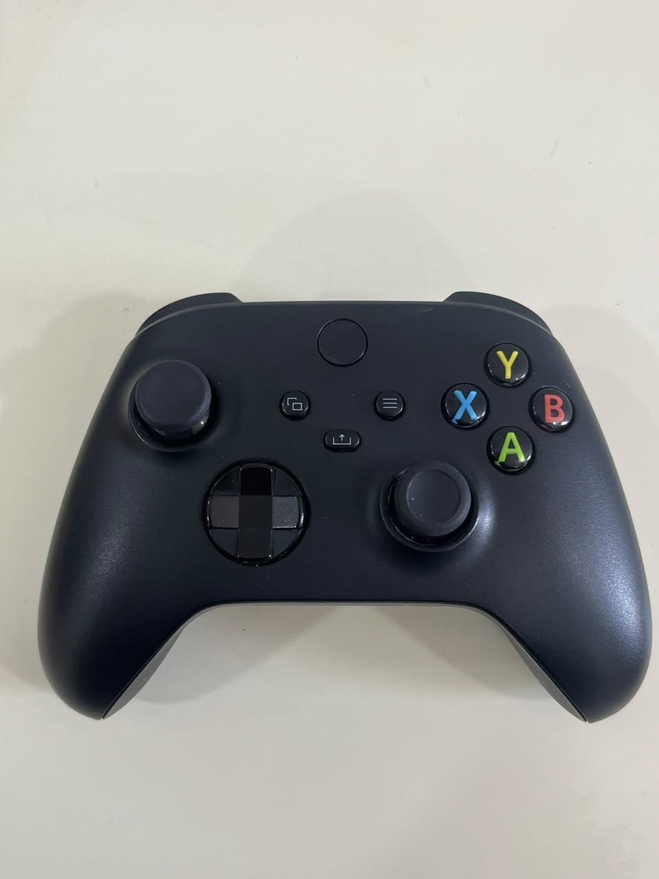 سلام عليكم

اعادة النشر بسبب الوعود الكاذبه

اكس بوكس سيريس اس كاربون بلاك 1 تيرا كامل ملحقات كارتونته وياه وتجي وياه يدتين اصليات الجهاز فول نظافه هو واليدات قفله 550 للاستفسار تعال خاص وهذا رقمي ***********
