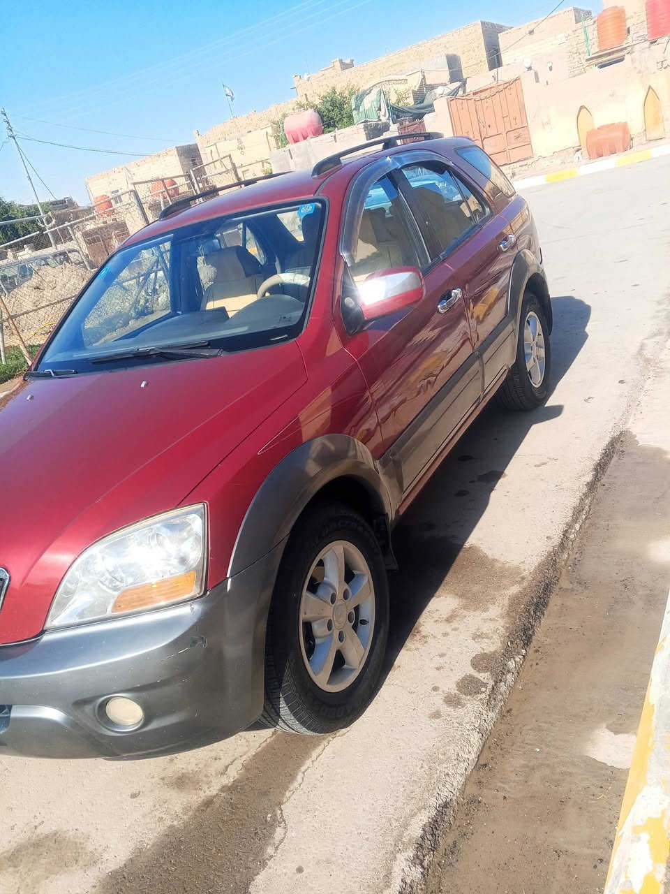 السلام عليكم سياره سورنتو موديل 2009خليجي سياره مكينه او كير خير من الله حداديه وره او گدام جديده سياره نضيفه بديها حلو او نضيف كلش سياره مامتعوبه السعر 105او بيها مجال ***********المكان الناصريه البطحاء
