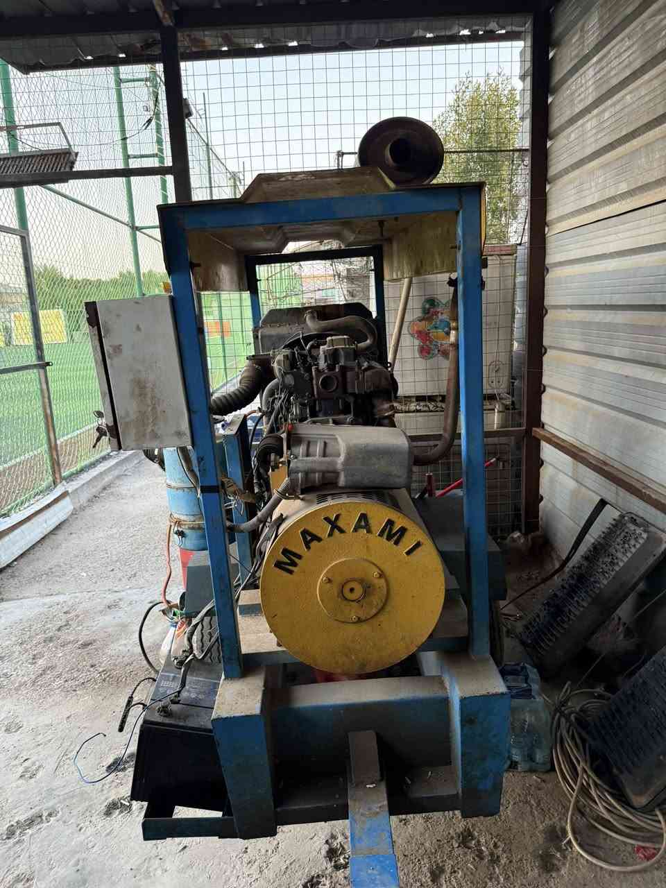 «« مولد كيا للبيع2701 محرك لا صرف ولاتبخير »»
((راس توليد 30kثري فيز 120 امبير))

سعر١٥ ورقه💲

عنوان بغداد📍

***********
