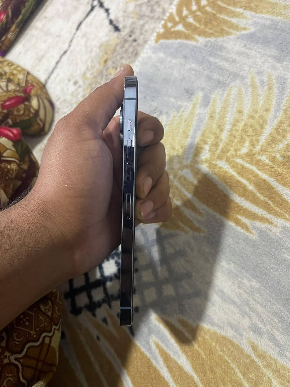 السلام عليكم
جهاز آيفون بروماكس أمريكي لون بحري  ذاكره 256. جهاز نضيف بس بي كسر بلظهر  سعره 750 

رقم هاتف ***********. موجود وتساب
