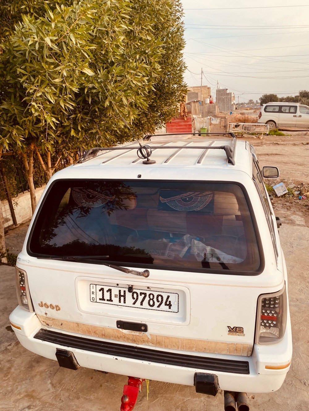 جيب شيروكي موديل 1995 السياره جاهزه من كلشي كير مكينه بطه 2500 السياره بأسمي ومشروع وطني مكاني بغداد ابو غريب *********** 