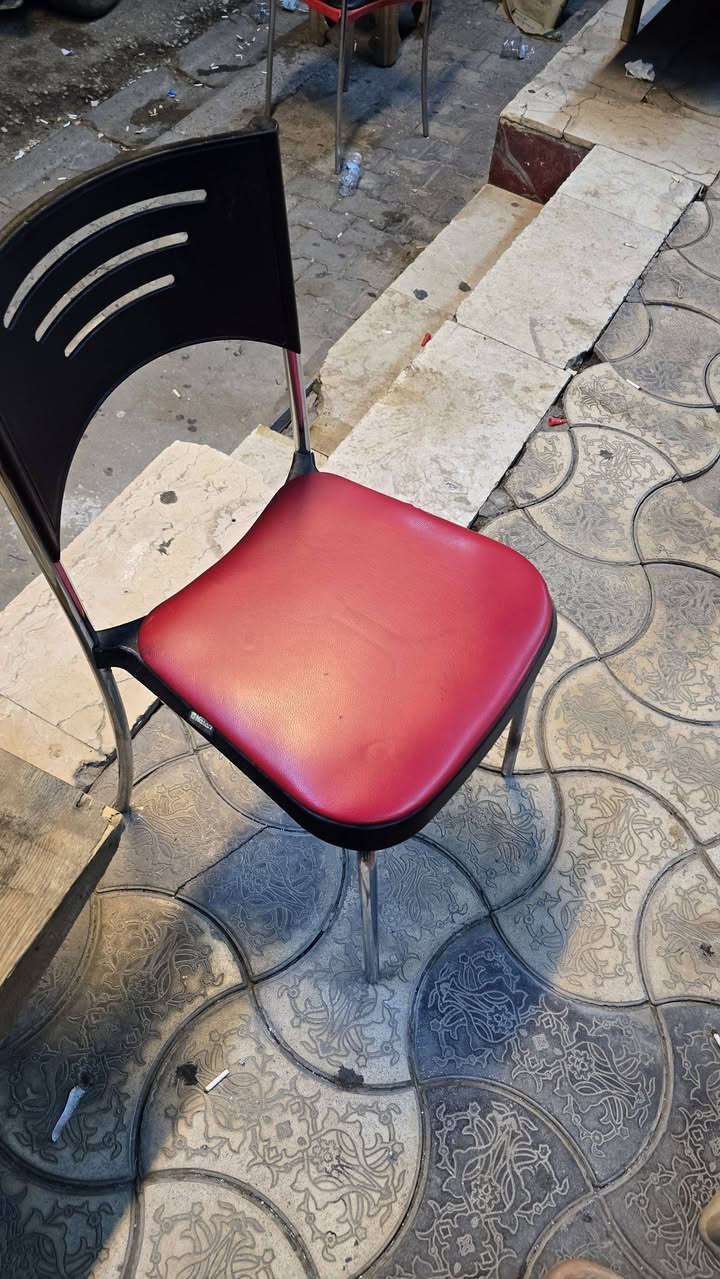 كراسي نضاف ستيل وزن ثقبل شغل درجه اولى عدد 15كرسي ابيعهن شلعه كلهن سعرهن 120 قفل يعني يطلع ب8الكرسي يطلع


**إذا كنت صاحب هذا الإعلان وتريد حذفه لأي سبب، رجاءا أرسل رسالة إلى الدعم الفني**