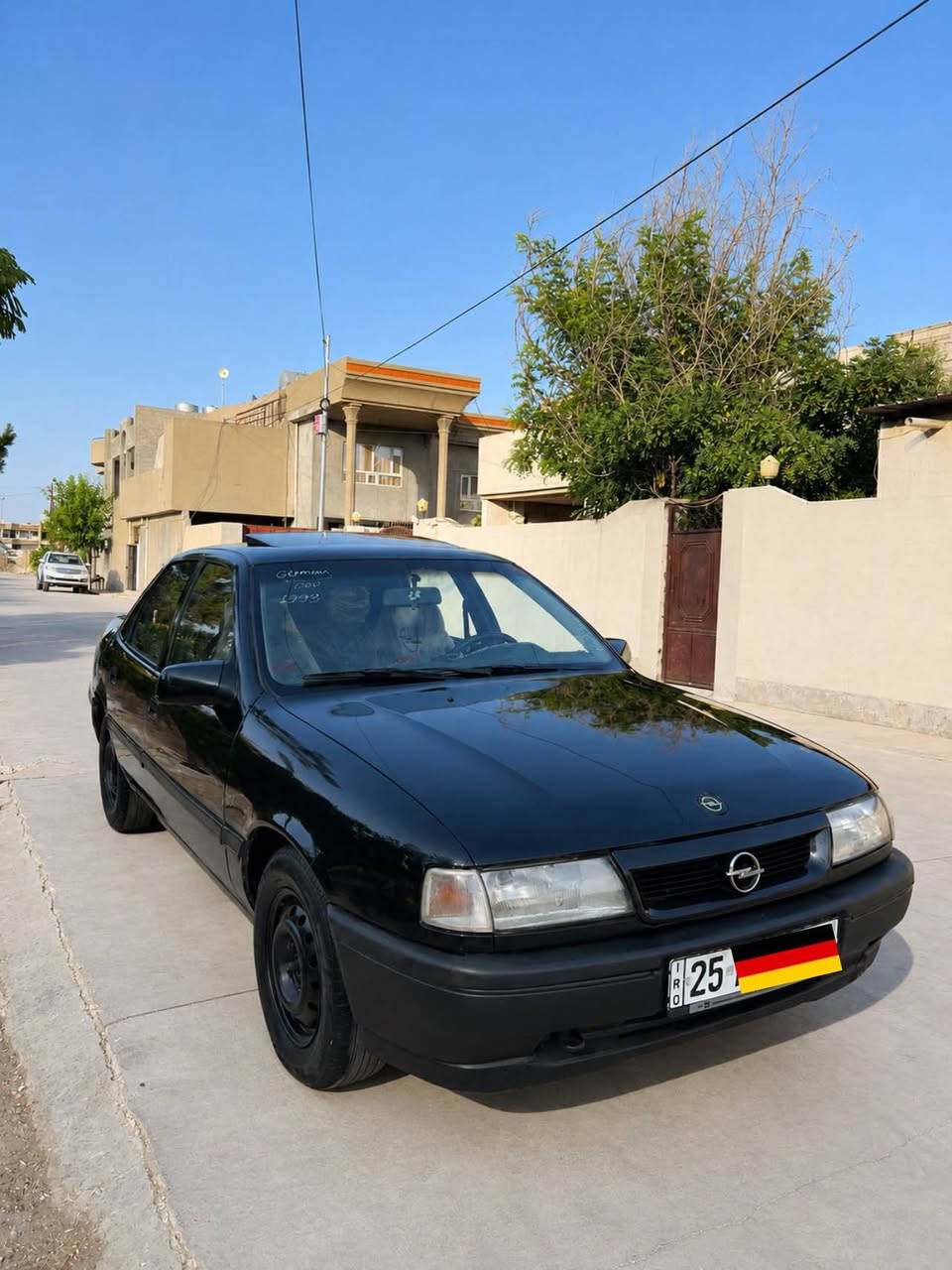 سلام عليكم 
اوبل فكترا 
موديل 1992
محرك 18 كير عادي 
كير و محرك بشرط لا صرف ولا بخار 
سقف سلایت
مراية كهربائية 
قفل مركزي كونترول 
بريك Abs 
لايت زينون LED
ستیرن باور 
رقم كركوك مشروع وطني
کوبون بنزین بي
رقم و سنوية جديد 
سيارة بأسمي تحويل ثاني يوم
كهربائيات كله بشرط
سياره جاهزة  
مصبوغ عام للجمالية مكفولة من ضربة
سيارة بدون خياس
سعر 42$ورقه و بيها مجال قليل 
*********** كركوك, العراق
