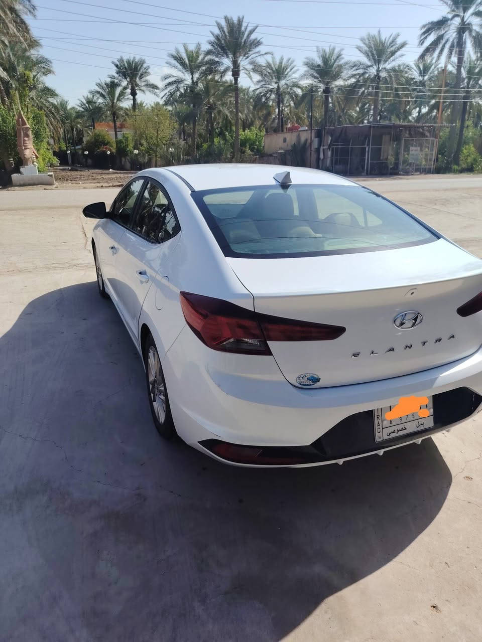 انترا امريكي رقم بابل حادثه سطحي فقط البنيد
لاشاصي ولالغد كير ومكينه / وصدر وتبريد وتايرات كله شغال نضافه فول
داخله جلد تفصال اصلي سعره 135 وبيه مجال مكان  بابل رقم *********** بيع مستعجل
