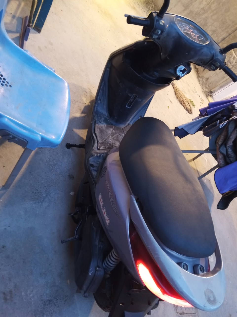 دراجه بريز مكينه لاتنقيص ولا تبخير مكينه جديده ما مفتوحه كله شغاله مكينه ناعمه مكاني ابو غريب زيتون تواصل عل واتساب عل ماسنجر موجود سعر 650بيه مجال 
***********
