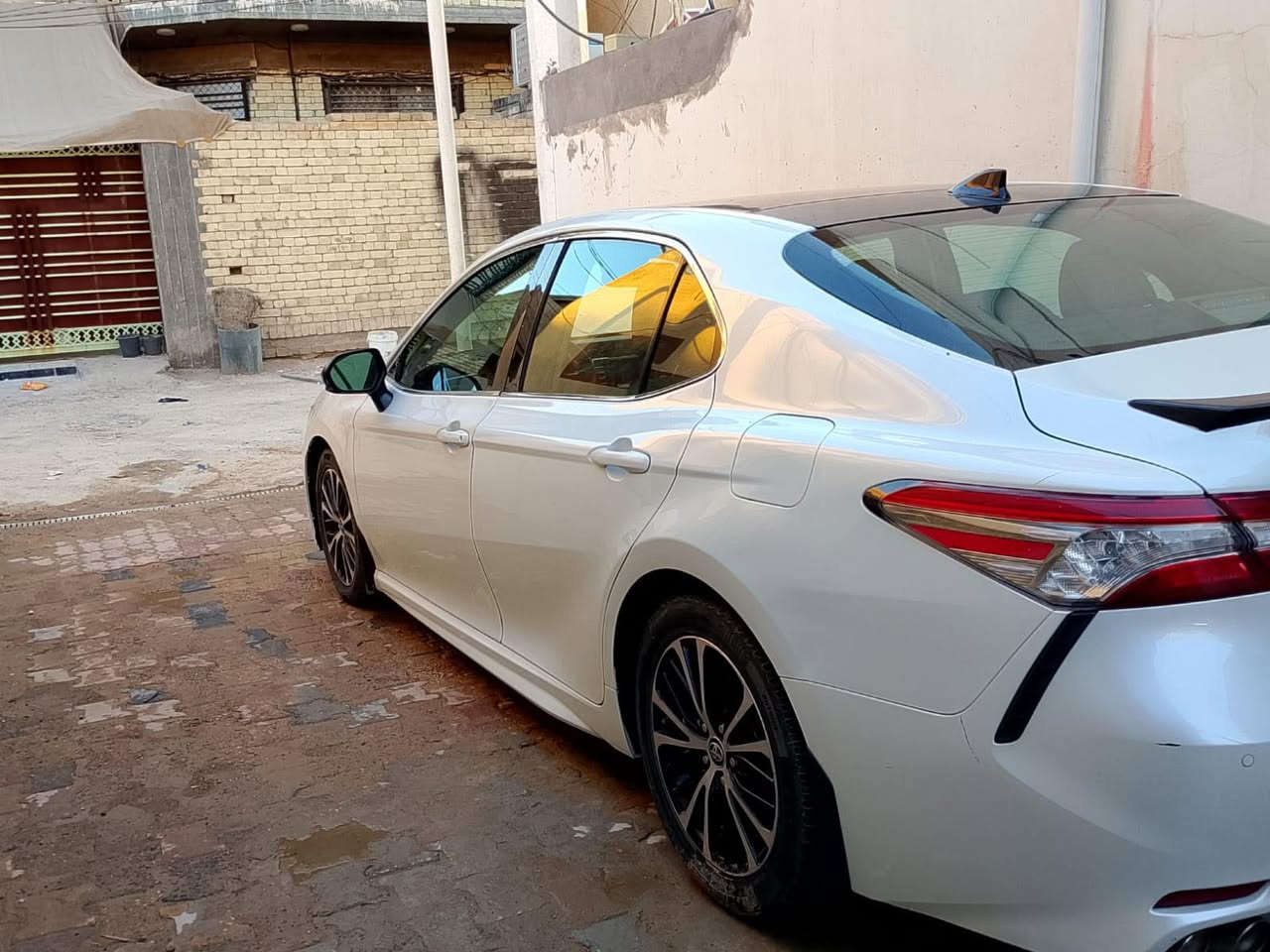 كامري XSEموديل 2018فول سياره كلين  من امريكا بيها كلير باب سائق فقط بدون حادث كود واحد سياره فول مواصفات للاستفسار ع الرقم ***********
