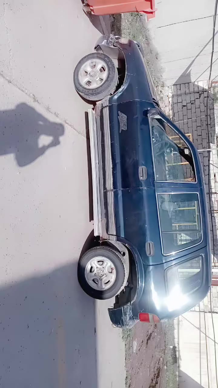 سبورتج موديل 94 رقم بغداد بسمي سنويه ما ساقطه سياره بلاديه لا صبغ ولا ضربه مكينه ونجي اربعه كير عادي *********** السعر 35 وبيها مجال
