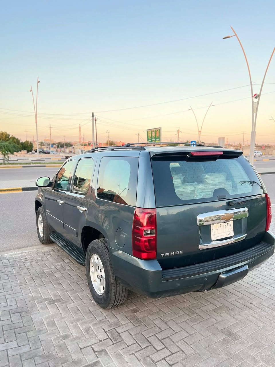 السلام عليكم تاهو 2008 رقم بصره لون مميز السيارة جاهز للخير LTZ فول مواصفات كير جديد محرك جديد حدادية فول 100/100 تخم تاير جديد دواخل شرط كارتون تبريد ثلج تريك وين ماتريد السيارة داخله كلين ولحد هس كلين بس تعرفون هاذ الون يجرد مصبوقه فرن جمالية اثر جراد شرط بدون حادث السيارة  مال جنايه السعر المطلوب 175 بيهه مجال بصيط حك الجيه الشراي يتصل*********** وانه بلخدمه ملاحظه مارد خاص اتصال فقط  العنوان بصرة شط العرب انه مكلف بنشر
