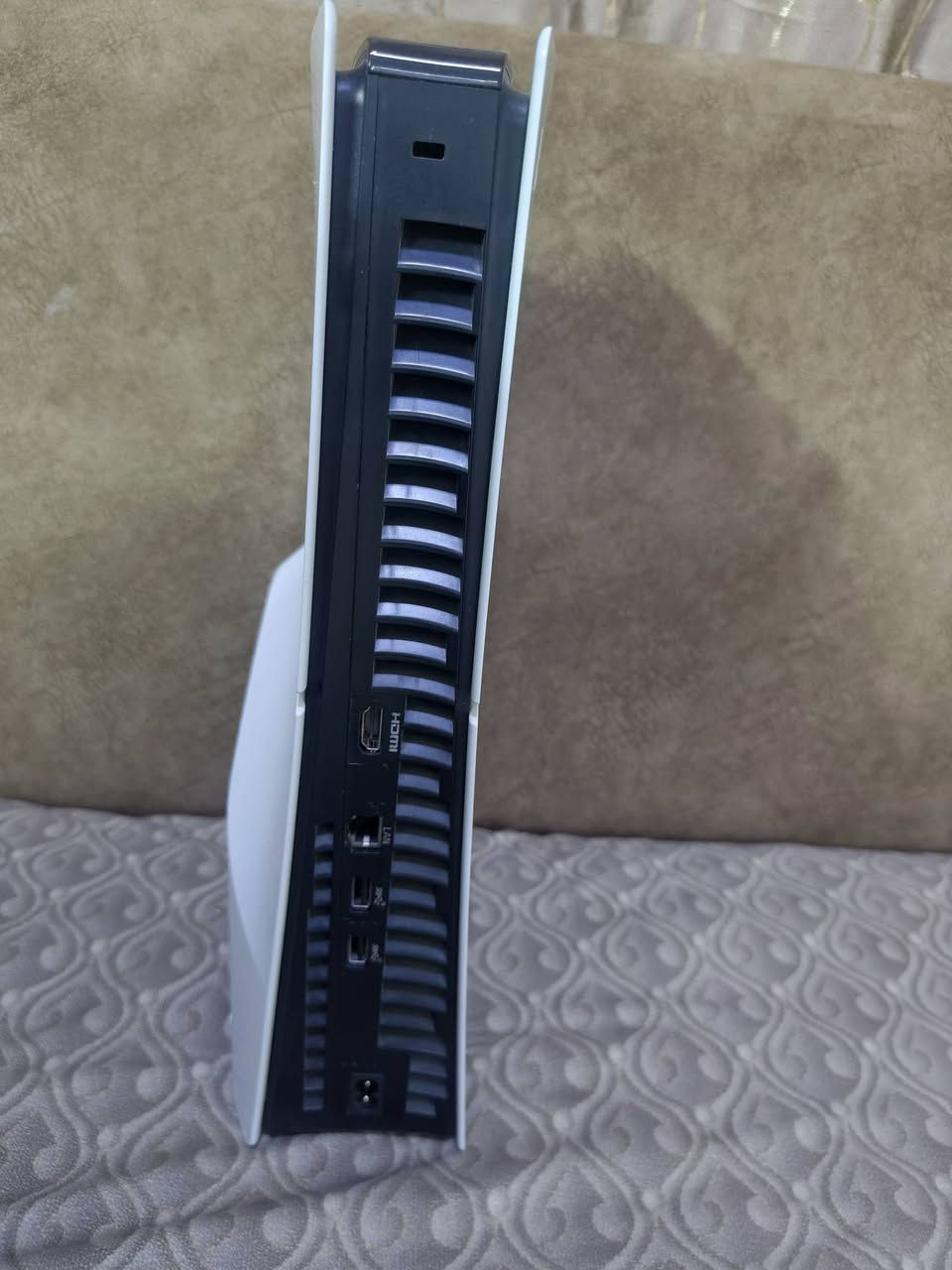 سلام عليكم بلايستيشن 5 سلم 1 تيرا للبيع جويستك عدد 2 ما مفتوح ولا داخل تصليح + اكثر من 30 لعبة قوية من فيفا 16 الى 26 و اجزاء باتلفيلد و بلاك اوبس و اشتراك بلس سنوي بسعر 850 الف و بي مجال  ..  سبب البيع دراسة طالب سادس ( علماً صار شهرين من اشتريته يعني بعده جديد )


**إذا كنت صاحب هذا الإعلان وتريد حذفه لأي سبب، رجاءا أرسل رسالة إلى الدعم الفني**