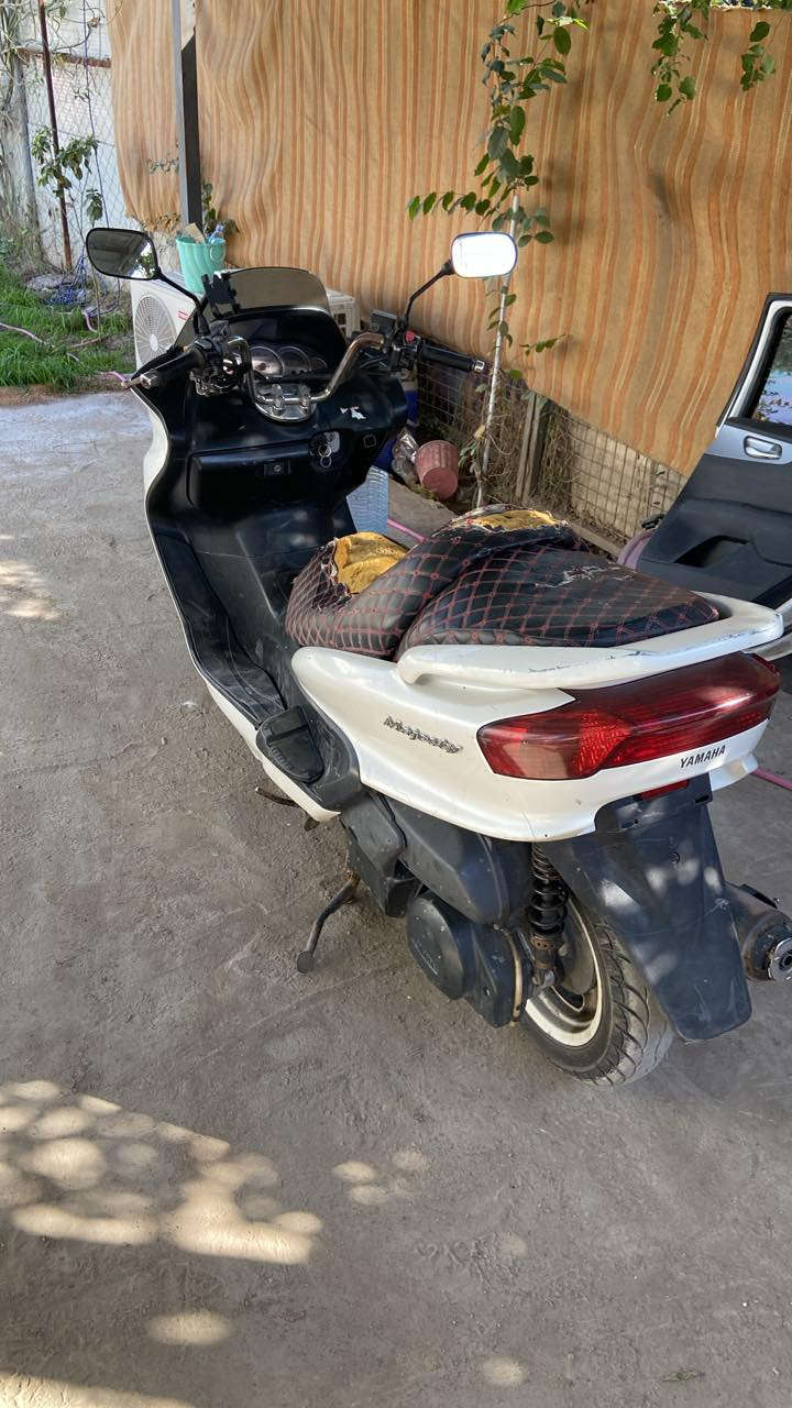 السلام عليكم ماجستة دبل رون دراجة خير من الله تعال افحص وين متريد ترايك مكاني بغداد الدورة  مت*********** متوفر واتس اب
