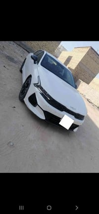 للبيع سياره نوع K5 جيتي لاين  موديل 2022💯 فول مواصفات ما عدى الفتحه وا...