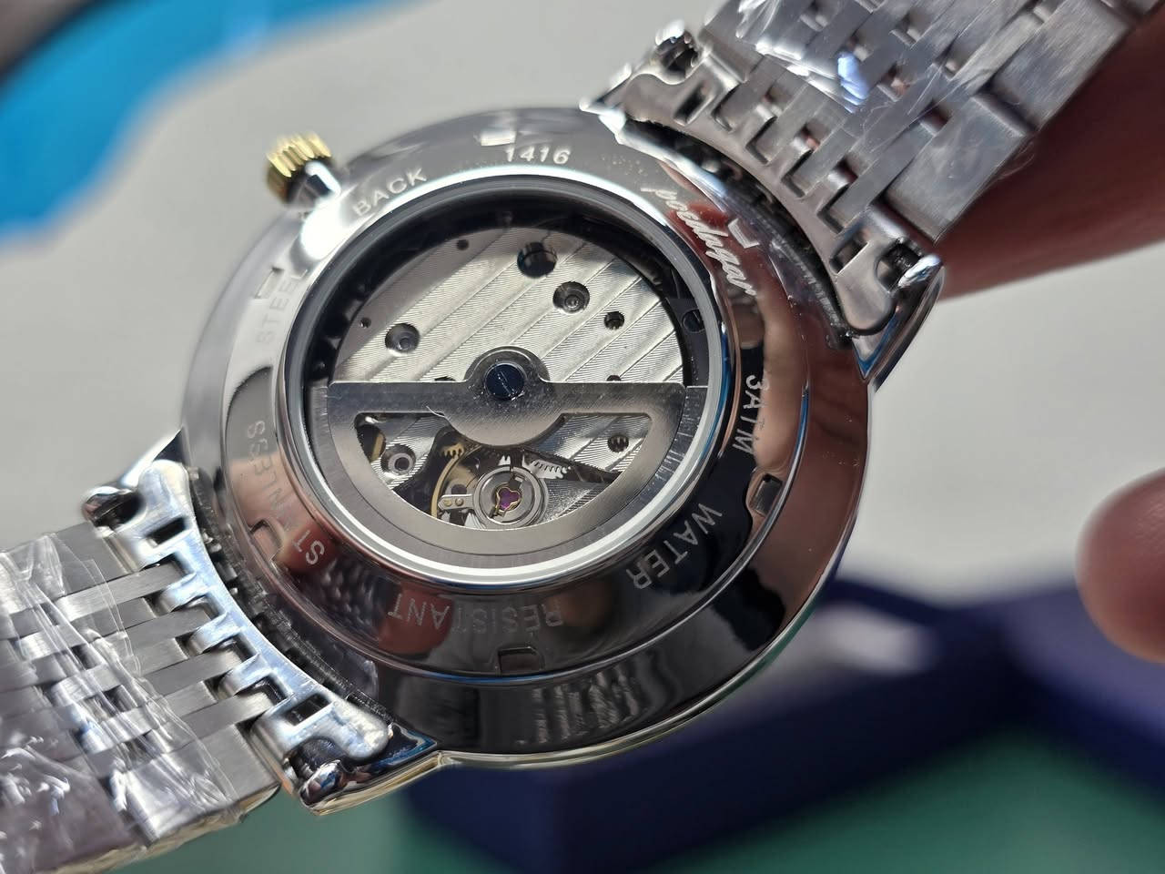 (((مزاد يبدأ من 35 ألفً وينتهي 5 صباحًا)))
ساعة ماركة بودي كار (من أمازون).
ماكينة أوتوماتيكية مقاومة للماء.
زجاج زفير مقاوم للخدش والصدمات.
قفل فراشة وزن ثقيل سناتر شغالة (تفاصيل داخل الفيديو).
مكاني كربلاء (متوفر توصيل).


**إذا كنت صاحب هذا الإعلان وتريد حذفه لأي سبب، رجاءا أرسل رسالة إلى الدعم الفني**