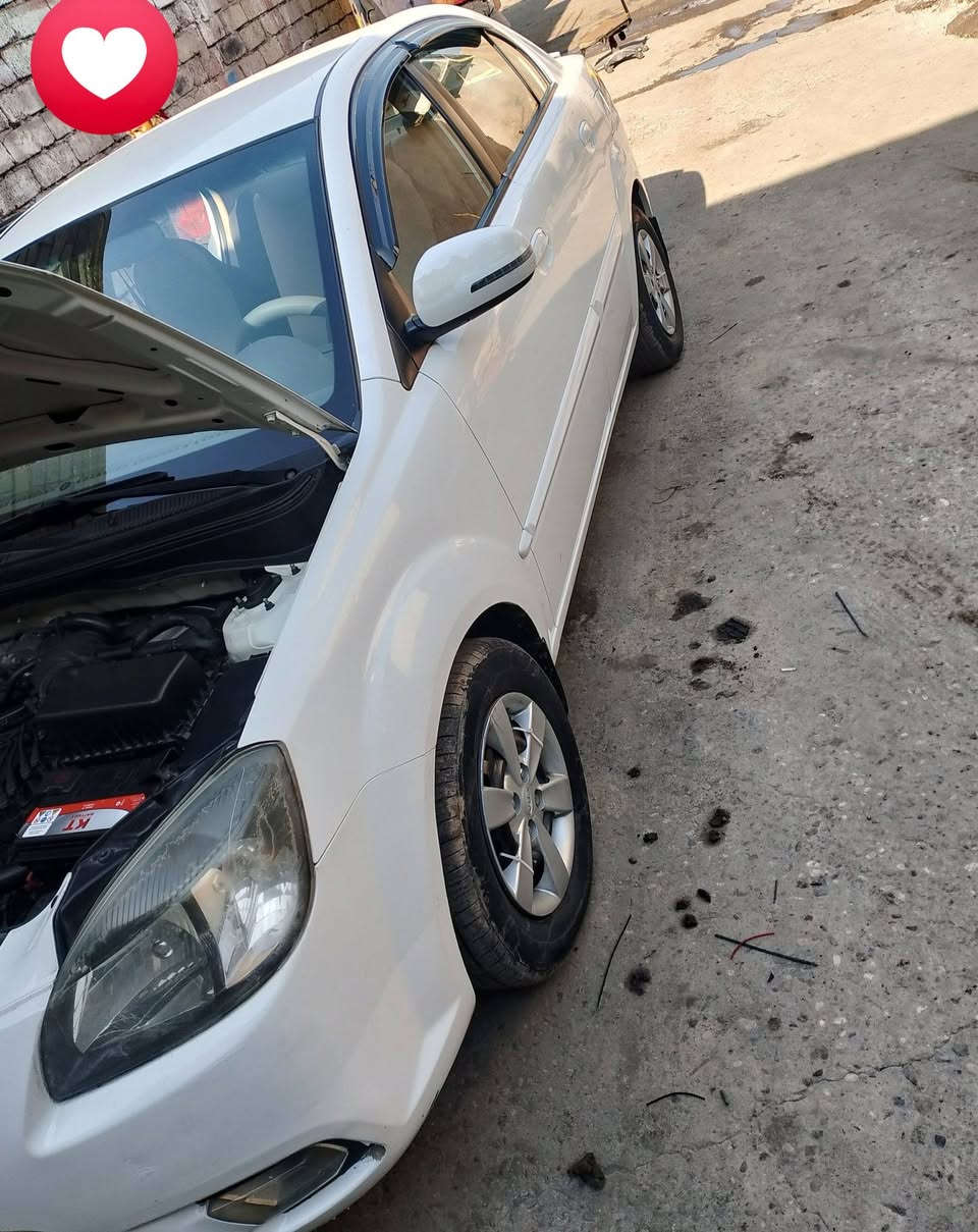 كيا ريو
الموديل 2012 (وارد كوري) 

حجم المحرك 1600

الضرر: بدون 

الايرباكات سليمة ٪100

رقم السيارة:  اربيل +سنوية نافذة 2026/12/1
بدون كوبون بانزين 

مكان السيارة الموصل 
السعر:  (105) وبيها مجال

للتواصل: 

***********
***********
