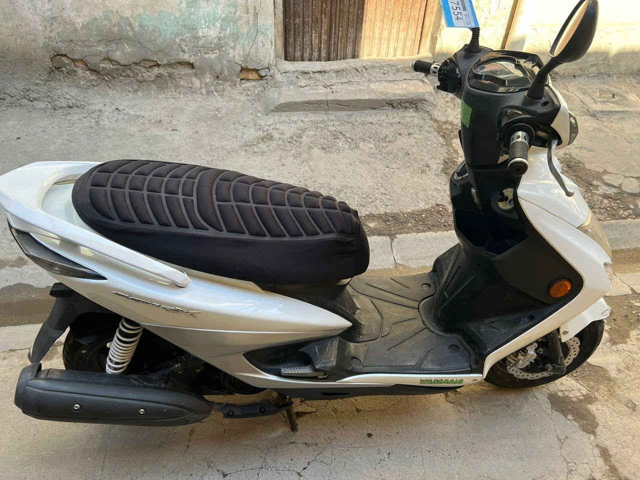 سلام عليكم سكنس لد البيع ياباني البيع رقم الجوال *********** مكان بغداد مدينه الصدر
