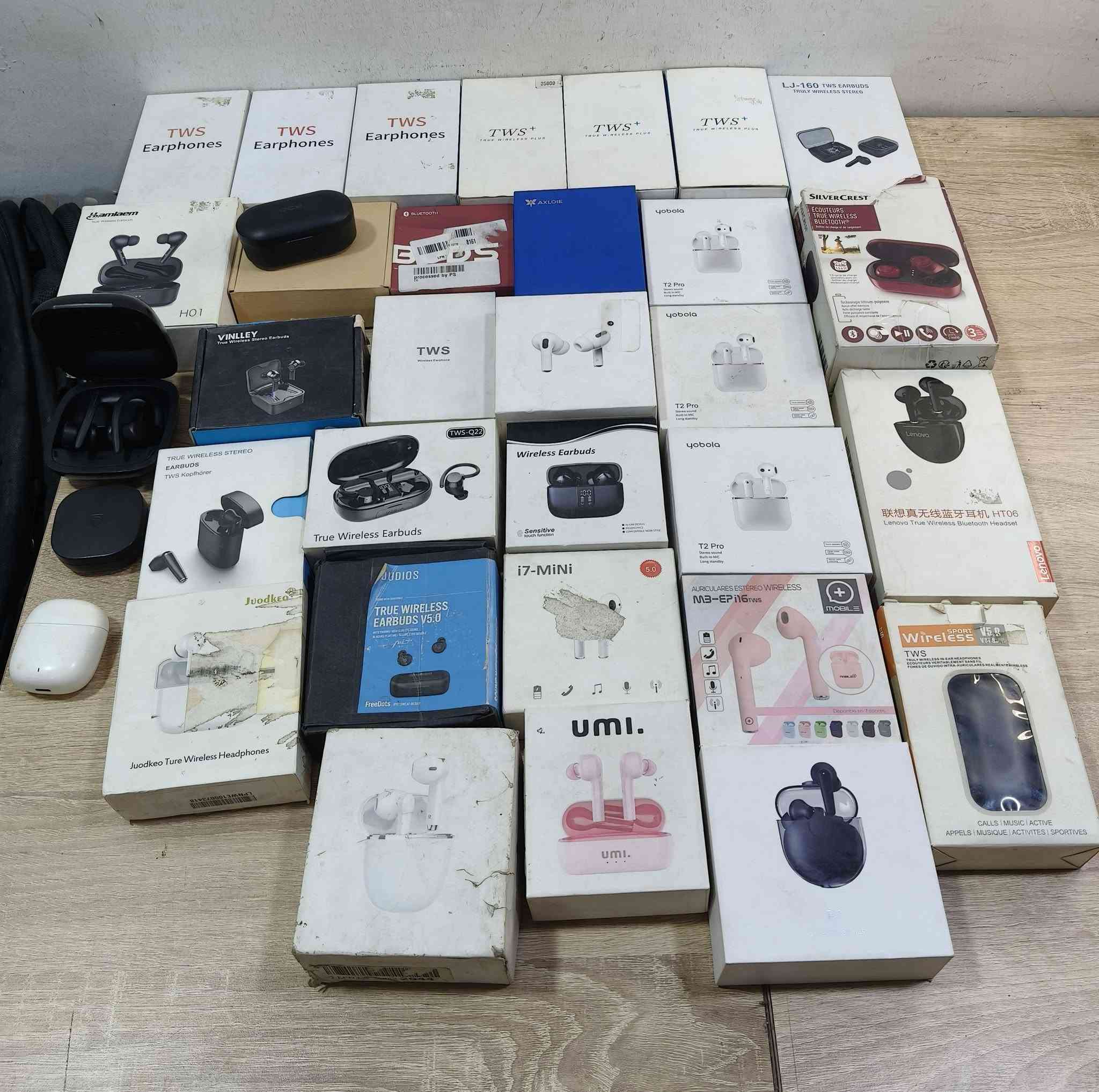 ايربودات جدد ابيع فحم تك يشتغل والثاني ميكنك القطعه ب5


**إذا كنت صاحب هذا الإعلان وتريد حذفه لأي سبب، رجاءا أرسل رسالة إلى الدعم الفني**