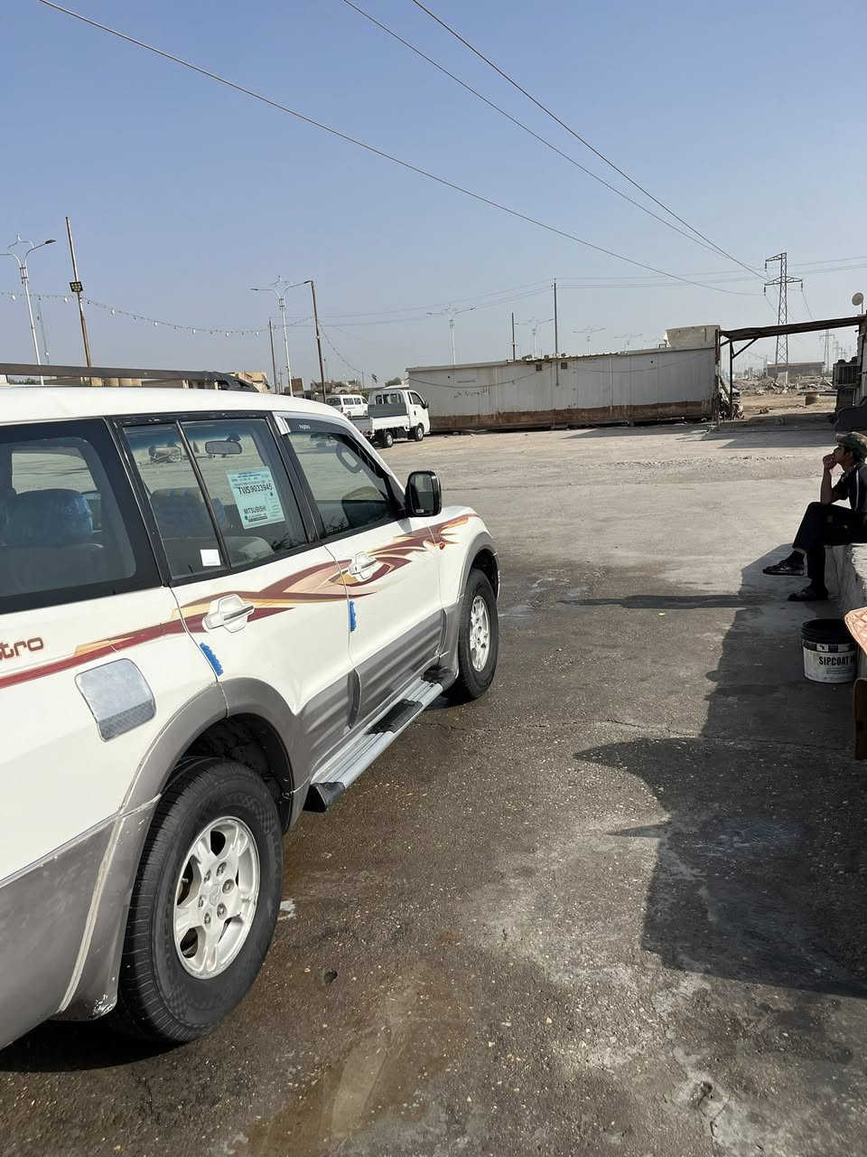 سلام عليكم باجيرو موديل 2001 رقم بغداد تحويل  ثاني يوم  السياره مكفوله كفاله عامه ماعدى الباب الخلفي بيه طخه ومصلح نفسه  محوره مكينه وكير  ياباني مال شاهينه 3000 تحوير جديد كارتون 
مكان السياره ناصريه 
السعر 75
***********
