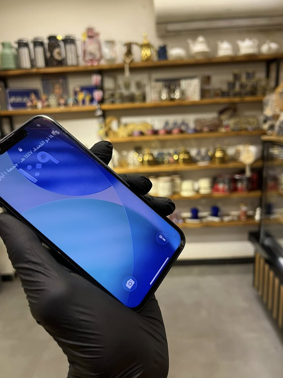 للبيع ايفون 13 عادي
لون أسود - سعة 128GB
تلفون نظيف، فقط البطارية مبدلة ببطارية أصلية
موجود كسر خفيف بالشاشة وما مأثر عاللمس نهائياً
السعر 325وبي مجال 
واتس***********
