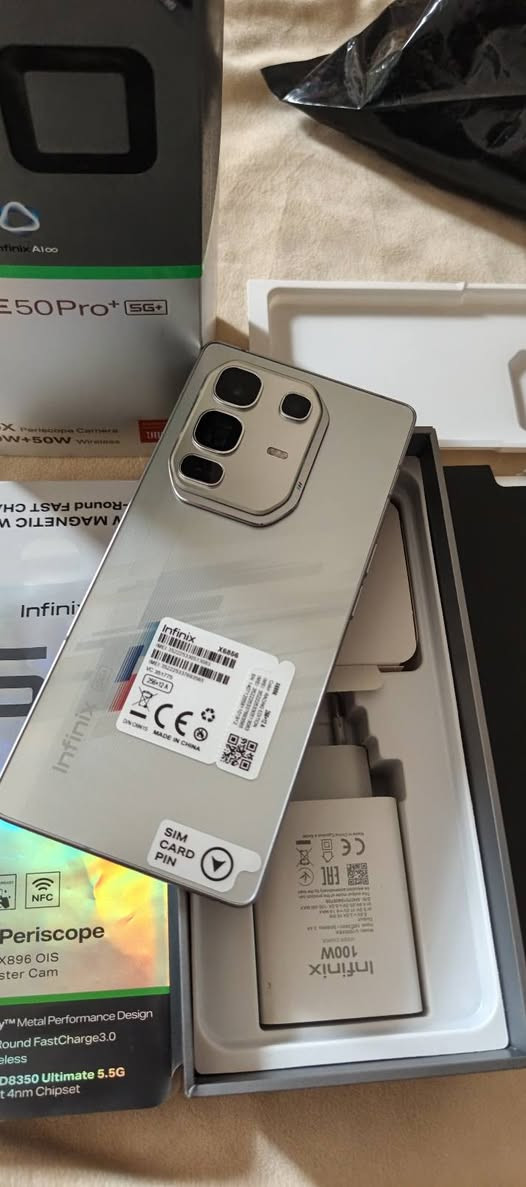انفنكس نوت 50 برو بلص 5G استخدام سبوع سعرة 490 قفل


**إذا كنت صاحب هذا الإعلان وتريد حذفه لأي سبب، رجاءا أرسل رسالة إلى الدعم الفني**