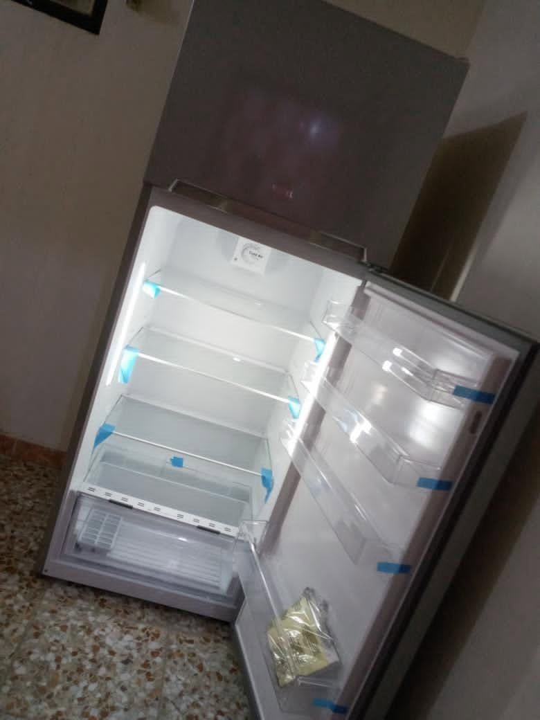 غراض نظيفة جدا للبيع
الثلاجة ٤٠٠ الف دينار قفل جدا نظيفه وعلى الفحص
الكنتور عراقي ٤ باب تكمه نظيف وجدا وعلى الفحص
٣٠٠ الف دينار
ميز التلفاز والتلفاز للبيع ايضا


**إذا كنت صاحب هذا الإعلان وتريد حذفه لأي سبب، رجاءا أرسل رسالة إلى الدعم الفني**