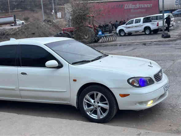 بەناوی خوای گەورە میهرەبان
ماگزیما ٢٠٠٢  ناو زەرد  مەکینە ٣٠٠٠ محسن
گێڕ مەکینە و توندوتۆڵی و تەبرید بەشەرت
دەحم و لێدراوی نیە  سەیارەکە کامل مەسرەفە
٤ ویل و تایەی نوێ  
دەحم و لێدراوی نیە  حیزام بۆیاغ لەسەر ساغی بۆ جوانی پەمپ کراوە
سەقف و شانی بۆیاغ نیە 
-
شوێن قەڵادزێ
نرخی ٥٥ محامەلە
***********
***********
ڤایبەر و واتس ئەپ بشدار
