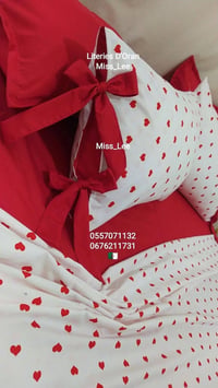 سرير • غرفة نوم • اثاث منزلي • ديكورات منزلية • مفروشات • فرش