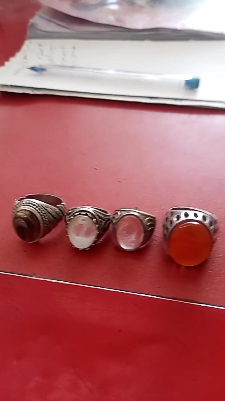 شلع 150ومراوس ابزنجيل وسوار تواصل خاص مكاني كربلاء


**إذا كنت صاحب هذا الإعلان وتريد حذفه لأي سبب، رجاءا أرسل رسالة إلى الدعم الفني**