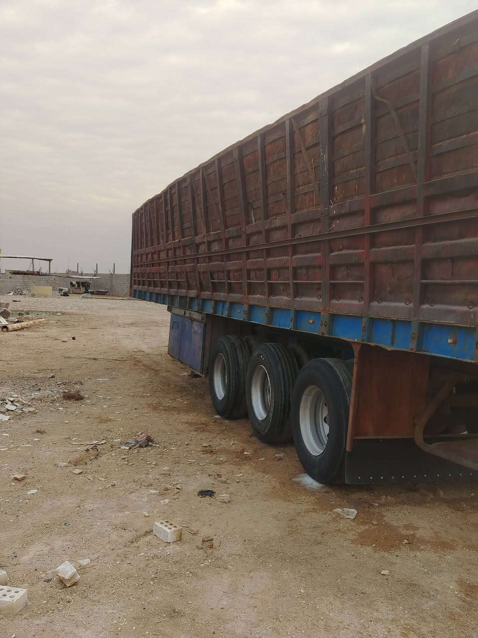 سلام عليكم ورحمة الله وبركاته
سيارة فالفو البيع اف12 مكينه جديده

اصل تك مطوله سياره جاهزه العمل رقم انكليزي

تحويل ثاني يوم سعر 185 بيه مجال

راس او عربانه

***********
