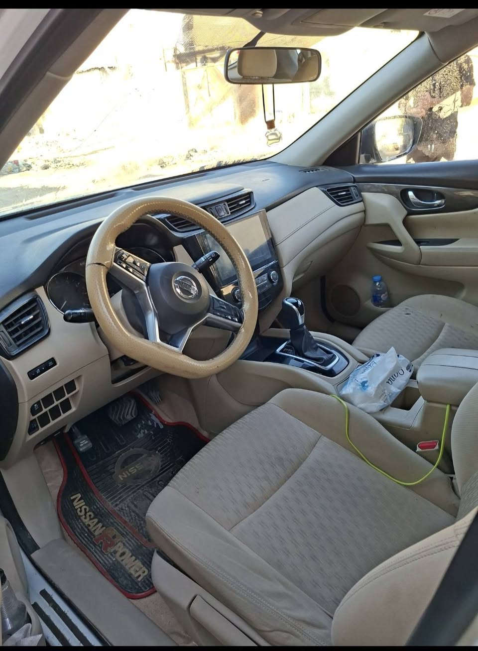نيسان اكستريل خليجي مديل 19 مكفوله ومعروفه موصفاته  السعر 165 وبيه مجال مكفوله البصره  ت*********** بيع مستعجل بدون مراوس
