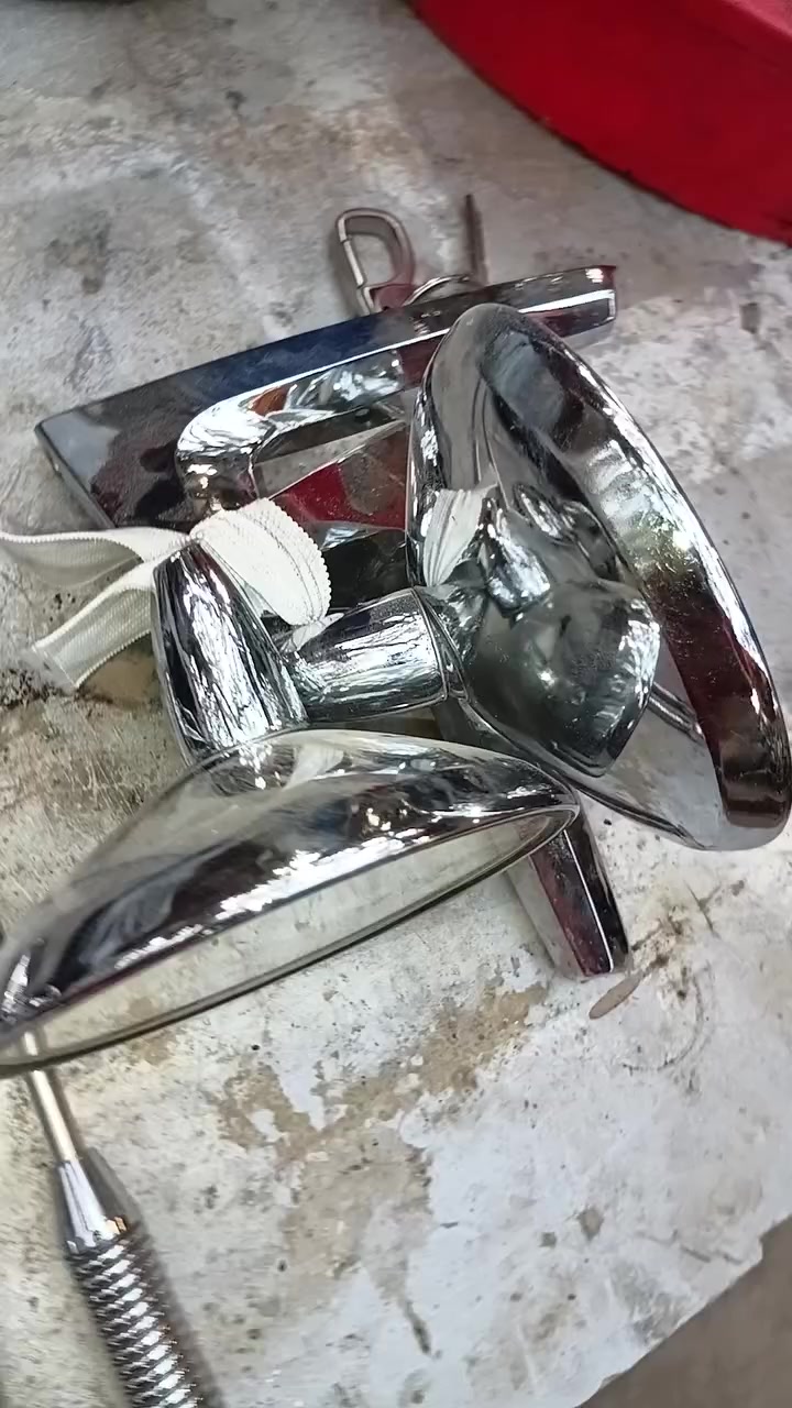 للبيع
نوعين مرايات كلاسك الدائري تتحرك نصف حركه والبيضويه ام الختم حركه كامله مفصلين واريل اصلي عدد ٢ مكانهم بغداد كلهم شلع اب ورقتين كلهن

الرقم ..***********
