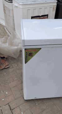 مجمده 18 قدم جديده مو مستعمله تصفيه مخازن جدددددددديده مجرد طعه بسيطه مثل ماتشوفون بلفيديو 
مع وصل ضمان سنه سعرهه 295 واصل بغداد متوفره لون ابيض وسلفر قطععععع محدوده  
للتواصل مراسله الواتساب 
***********
