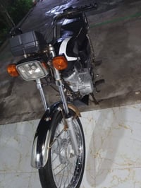 للبيع 600 قفلها 07855783072 واتساب