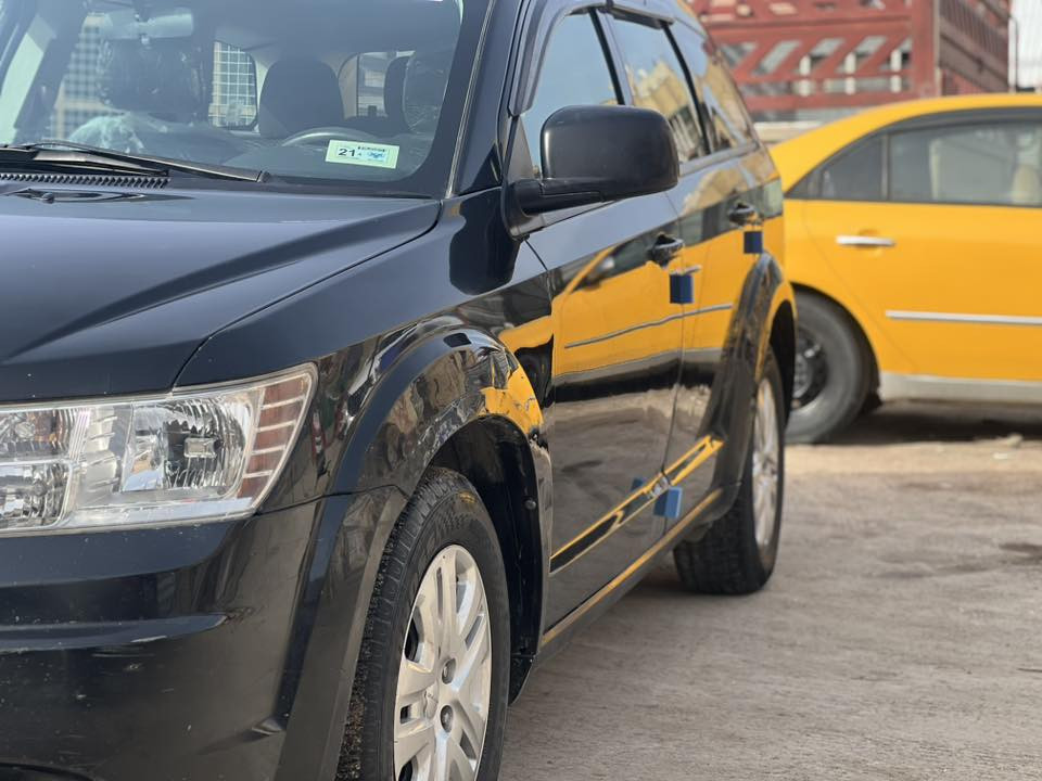 السلام عليكم جورني موديل 2013 امريكي  كفاله عامه فقط اسفل الباب الخلفي اثر طخه تبريد 3 قطع رقم بغداد دولي مشروع وطني مداور ثاني يوم محرك كير كفاله سياره استخدام شخصي 
ملاحضه :كتاب الفحص مرفق مع الصور 

السعر 100 وبيها مجال 

للاستفسار الاتصال على ***********
