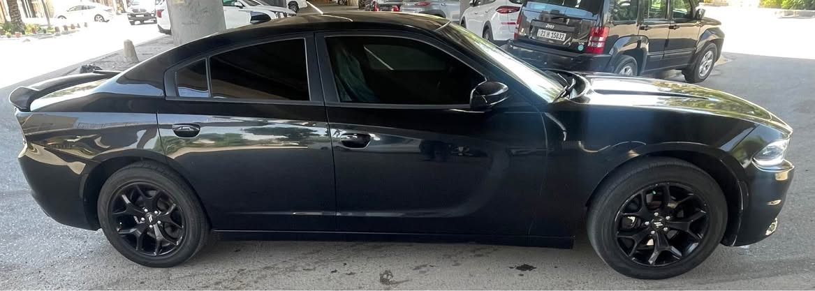 جارجر 2016.      SXT.                       كلين امريكي          بدون حادث  فول عده الفتحة
حره بسمي ماشيه 155الف 
رقم شمالي 
رقم شاصيها بلصور بدون حادث
السعر 175 وبيها مجال المكان بغداد 
ملاحظة : اخون    فقط بيع 

صليخ ☎️*********** بغداد, العراق
