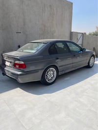 بي إم دبليو E39 • V8 4.4 • بدون صبغ