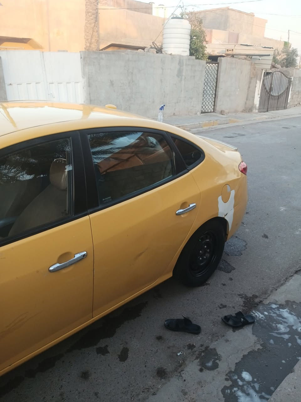 السلام عليكم النترا  موديل 8 وارد امريكي حادثه الباب الخلفي وره الصدر  الصفحه اليمنه ليبل واحد محرك   2000 مكينه كير صدر امامي و خلفي تخم تاير خير من الله السياره بسمي هيئه و غرامات مصفره مشروع وطني مكاني بغداد  اليوسفيه السعر 87 و بيه مجال ***********
