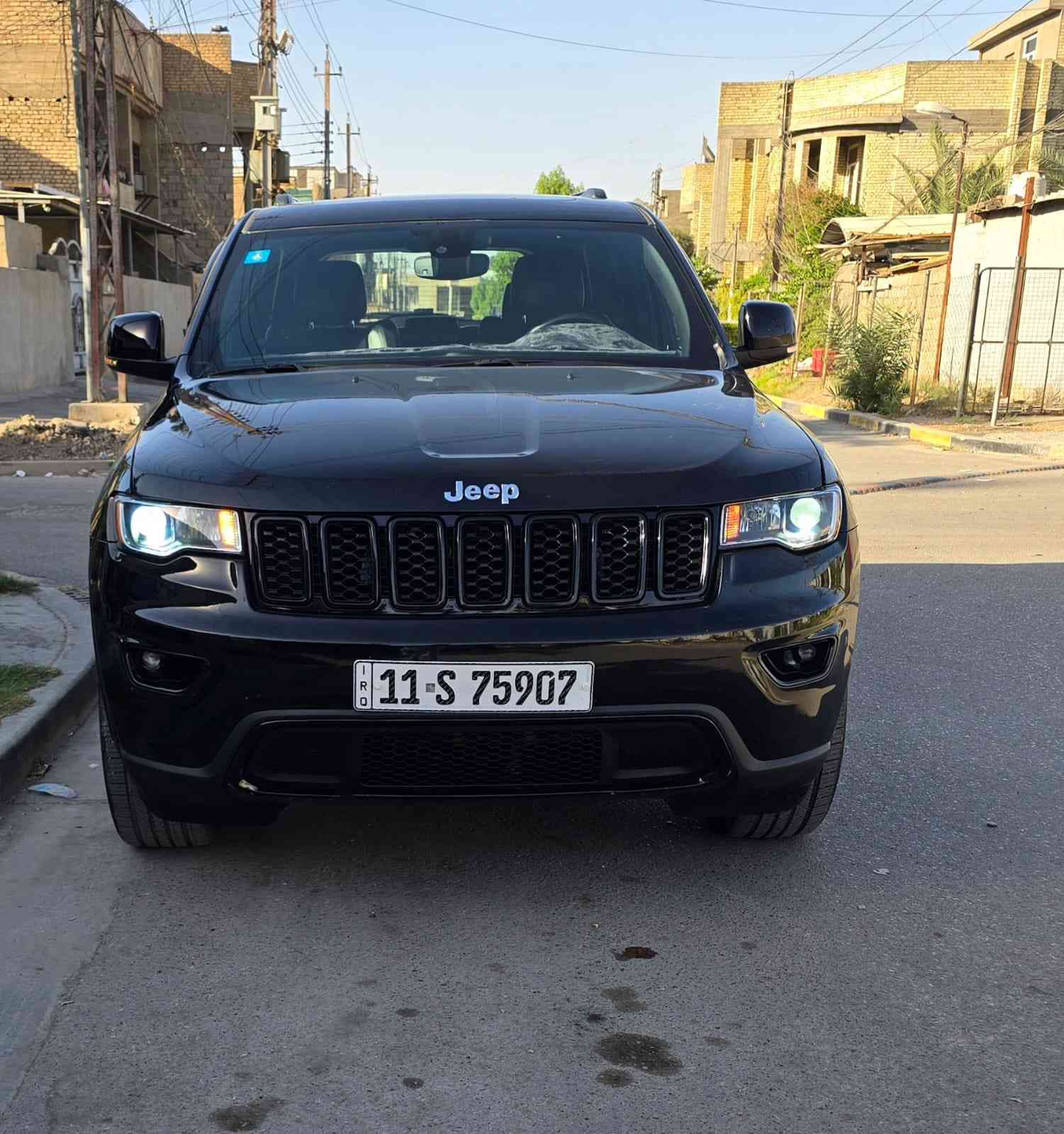 سلام عليكم جيب موديل 21 رقم بغداد فول مواصفات لمتد سياره جاهزه صدر وتخم تاير جديد سياره اي نقص مابيها ماشيه 100 الف سياره صور حادث داخل منشور مكلف بالنشر اني رقم صاحب سياره ***********9عنواني بغداد
